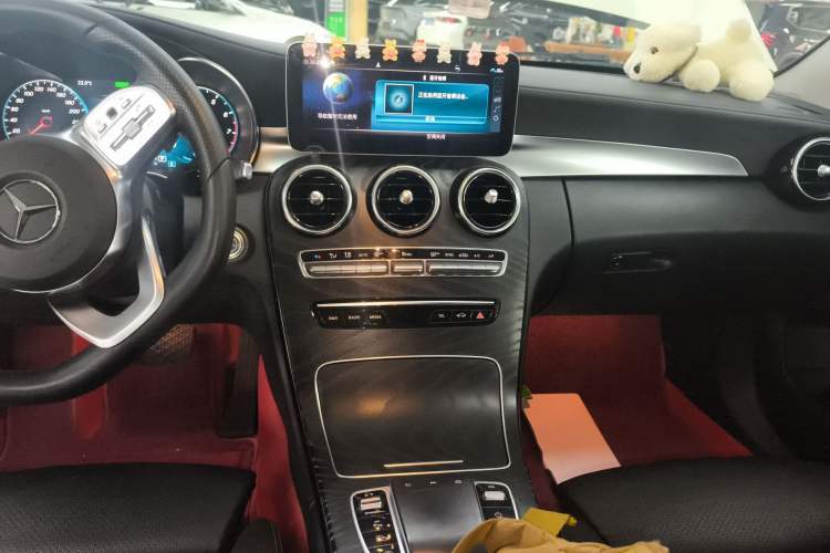 Used Mercedes-Benz C-Class 2020 C 260 L Sport Edition Audio And AC Panel