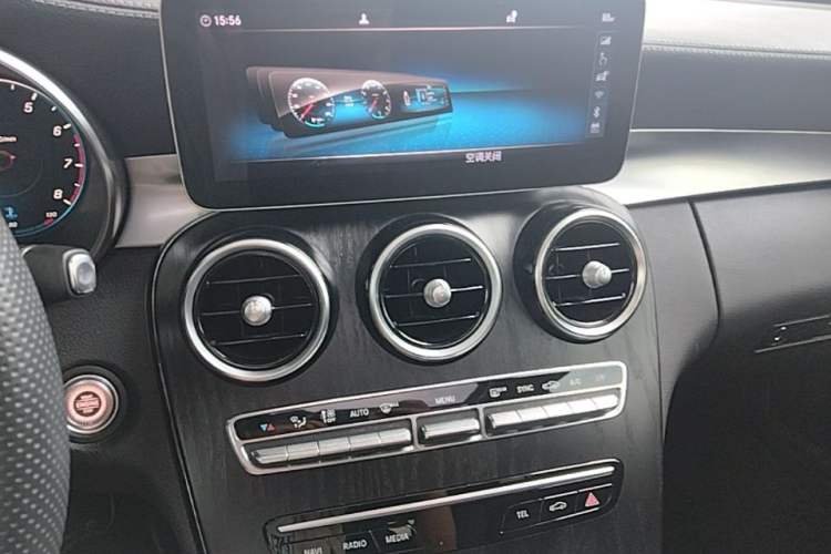 Used Mercedes-Benz C-Class 2020 Restyled C 200 L Fashion Edition Sport Version Audio And AC Panel