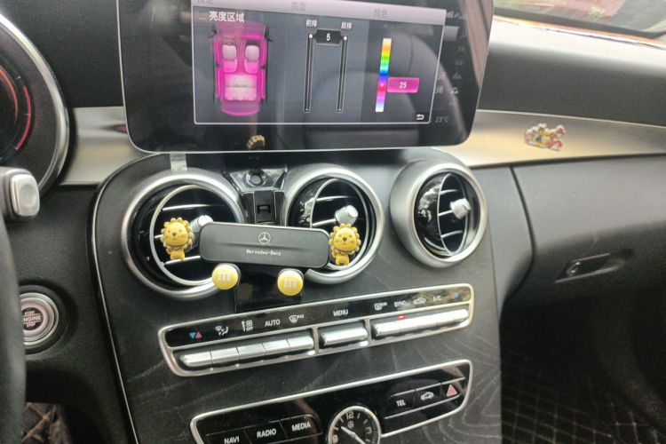 Used Mercedes-Benz C-Class 2020 Facelifted C 260 Estate Audio And AC Panel