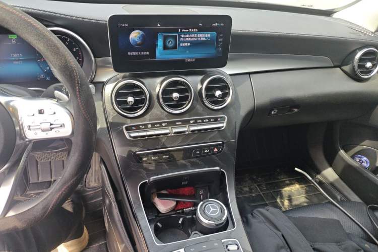 Used Mercedes-Benz C-Class 2020 C 260 L Sport Edition Audio And AC Panel