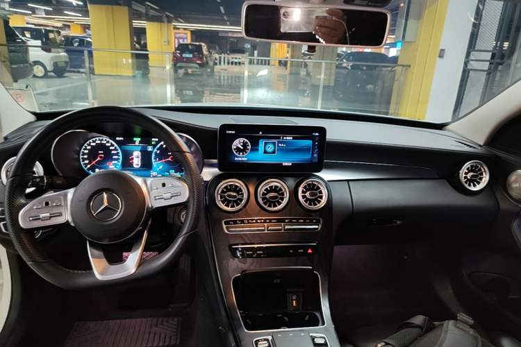 Used Mercedes-Benz C-Class 2020 Restyled C 260 L Sport Edition Audio And AC Panel