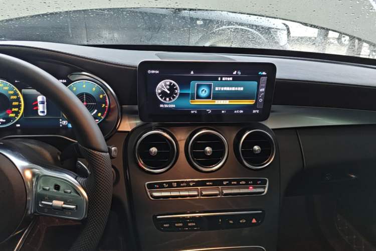 Used Mercedes-Benz C-Class 2020 C 200 L Fashion Edition Sport Version Audio And AC Panel