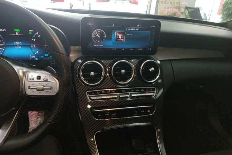 Used Mercedes-Benz C-Class 2020 Restyled C 260 Sport Edition Audio And AC Panel