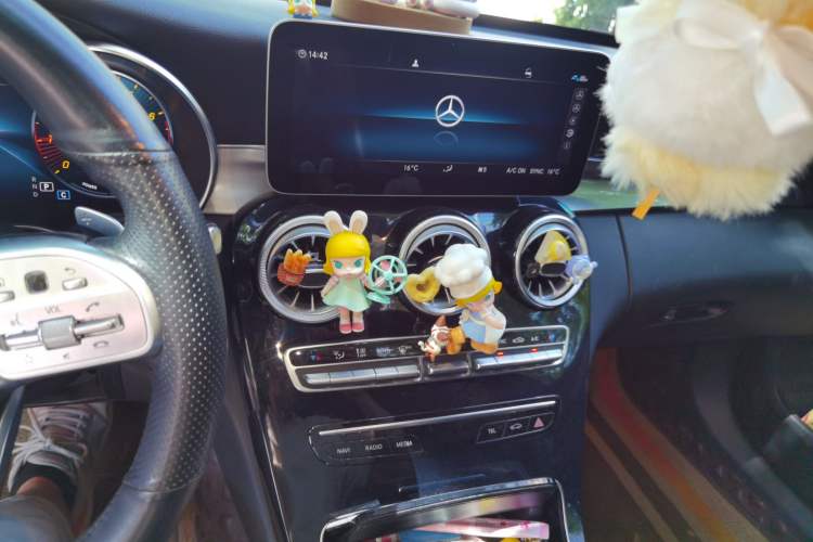 Used Mercedes-Benz C-Class 2020 C 260 Sport Edition Audio And AC Panel