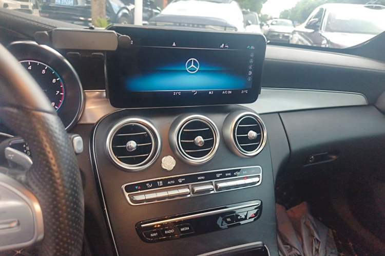 Used Mercedes-Benz C-Class 2020 C 200 Coupe Audio And AC Panel
