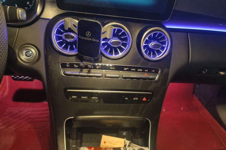Used Mercedes-Benz C-Class 2020 Restyled C 260 L Sport Edition Audio And AC Panel