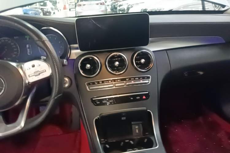 Used Mercedes-Benz C-Class 2020 C 260 L Sport Edition Audio And AC Panel