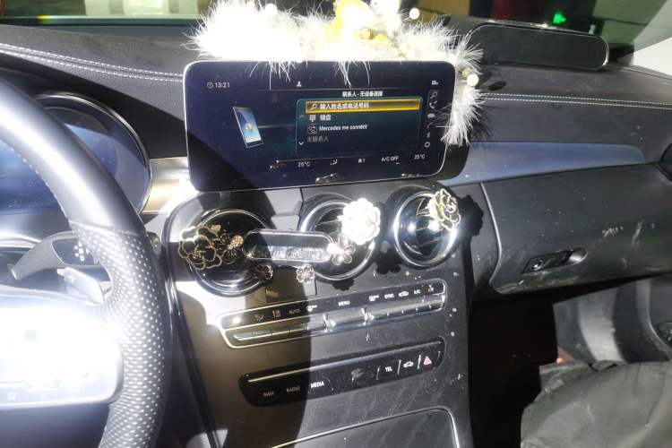 Used Mercedes-Benz C-Class 2020 C 260 L Sport Edition Audio And AC Panel