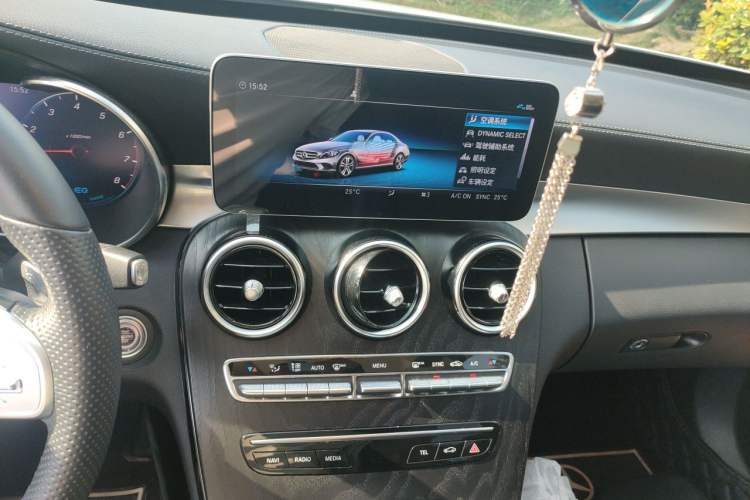 Used Mercedes-Benz C-Class 2020 Restyled C 260 L Sport Edition Audio And AC Panel