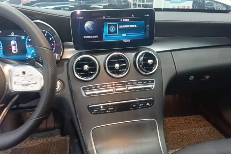 Used Mercedes-Benz C-Class 2020 Restyled C 200 L Fashion Edition Sport Version Audio And AC Panel