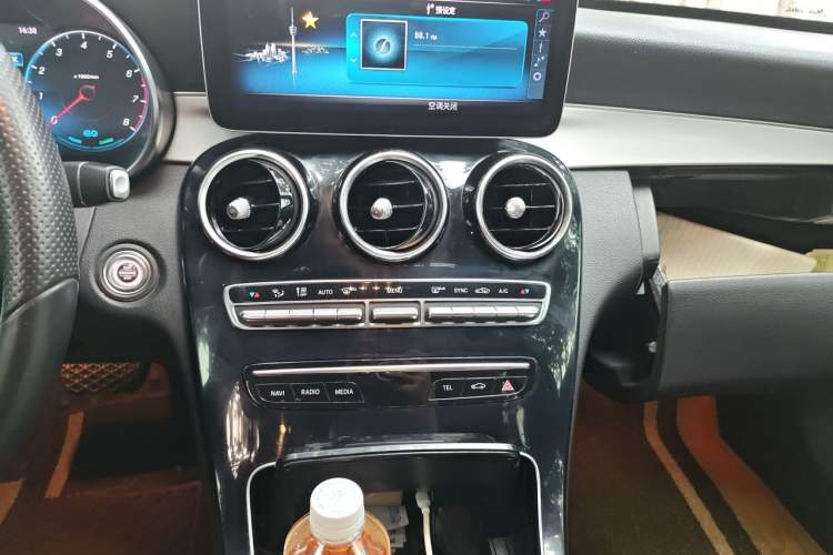 Used Mercedes-Benz C-Class 2020 Restyled C 260 Sport Edition Audio And AC Panel