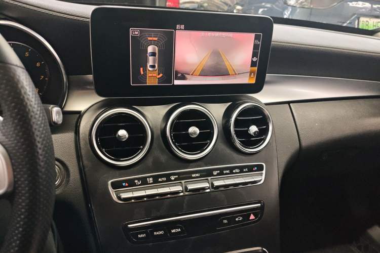 Used Mercedes-Benz C-Class 2020 C 260 L Sport Edition Audio And AC Panel