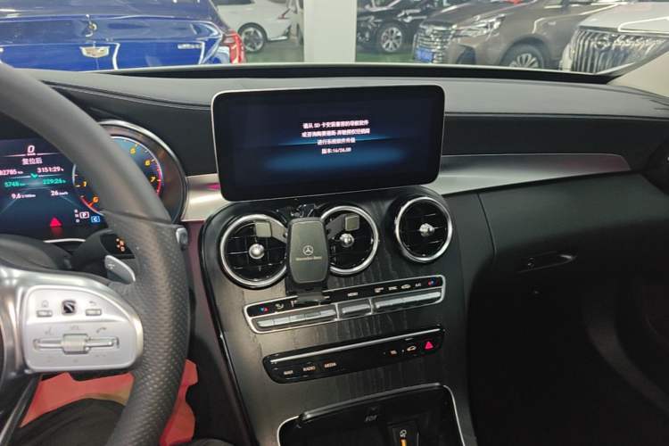 Used Mercedes-Benz C-Class 2020 Restyled C 260 L Sport Edition Audio And AC Panel