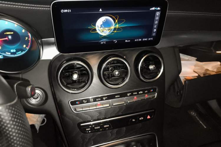 Used Mercedes-Benz C-Class 2020 C 260 L Sport Edition Audio And AC Panel