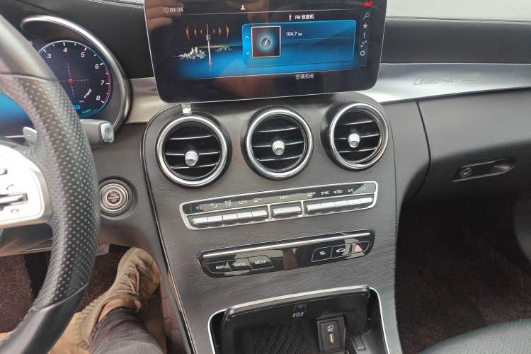 Used Mercedes-Benz C-Class 2020 C 260 L Sport Edition Audio And AC Panel