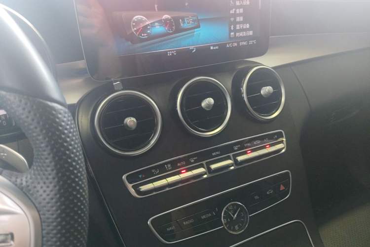 Used Mercedes-Benz C-Class 2020 Restyled C 260 L Sport Edition Audio And AC Panel