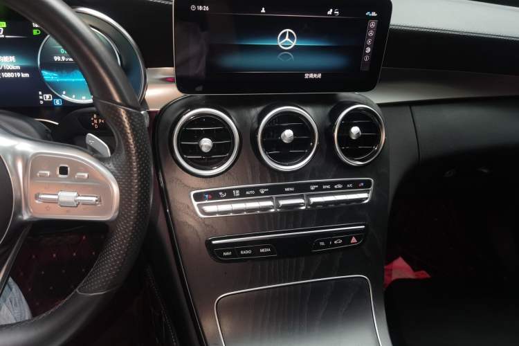 Used Mercedes-Benz C-Class 2020 Restyled C 260 L Sport Edition Audio And AC Panel