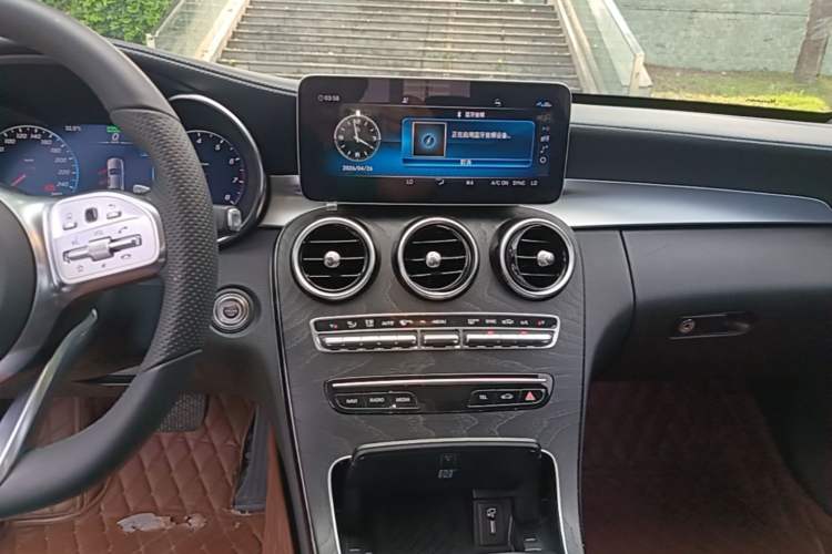 Used Mercedes-Benz C-Class 2020 Restyled C 260 L Sport Edition Audio And AC Panel