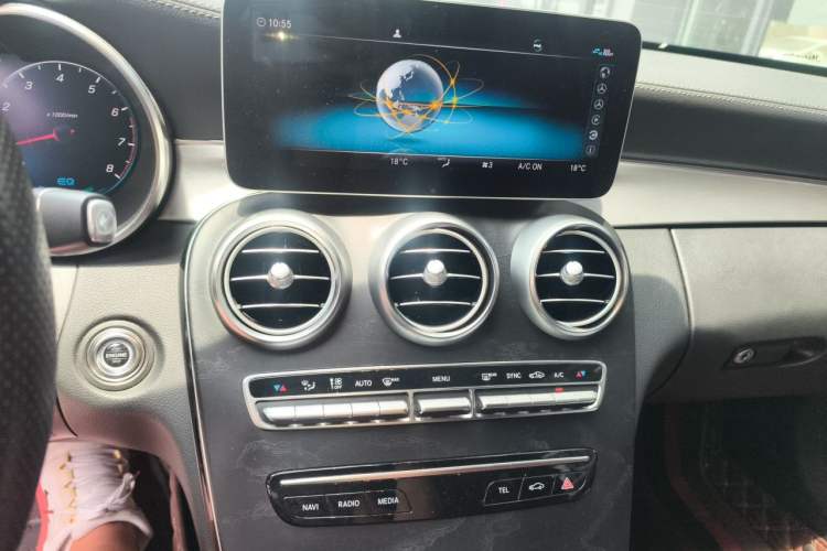 Used Mercedes-Benz C-Class 2020 C 260 Coupe Audio And AC Panel