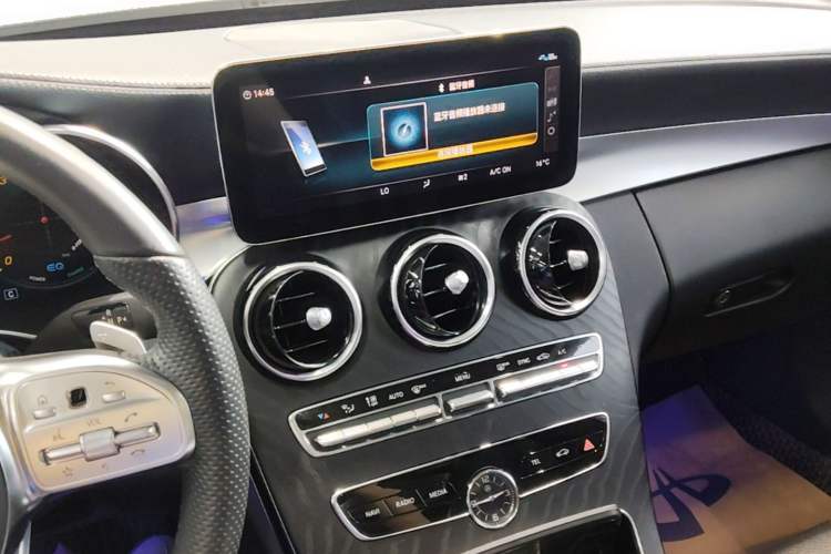 Used Mercedes-Benz C-Class 2020 Restyled C 260 L Sport Edition Audio And AC Panel