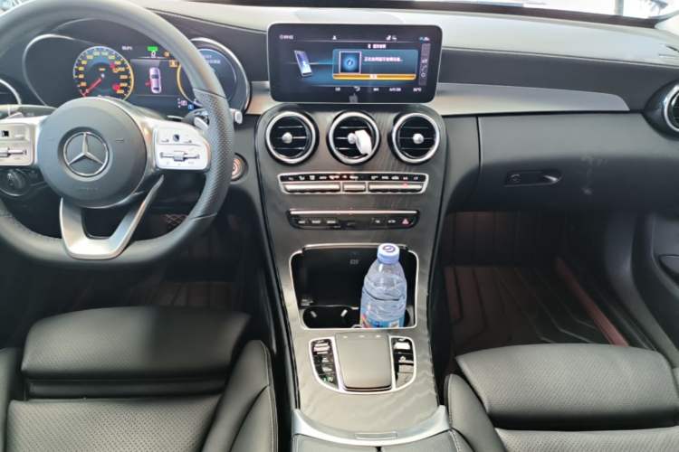 Used Mercedes-Benz C-Class 2020 Restyled C 260 L Sport Edition Audio And AC Panel