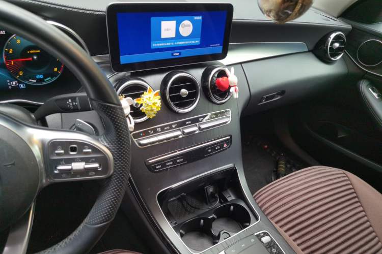 Used Mercedes-Benz C-Class 2020 C 260 L Sport Edition Audio And AC Panel
