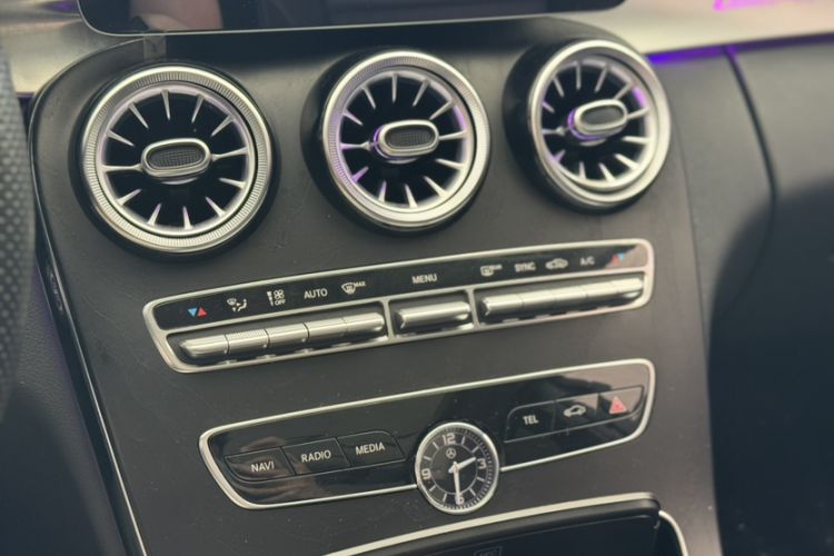 Used Mercedes-Benz C-Class 2020 Restyled C 260 L Sport Edition Audio And AC Panel