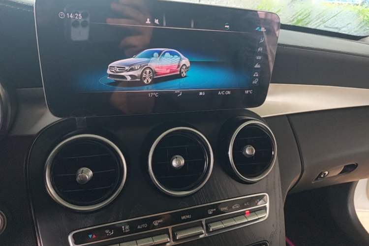 Used Mercedes-Benz C-Class 2020 Restyled C 260 L Sport Edition Audio And AC Panel