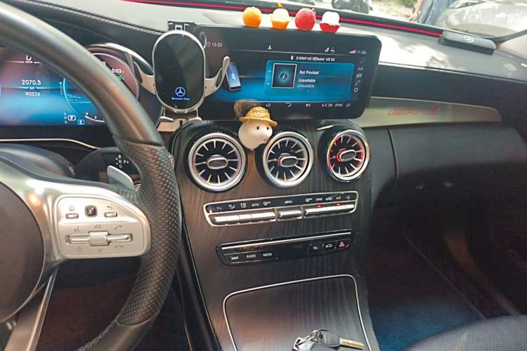 Used Mercedes-Benz C-Class 2020 Restyled C 260 L Sport Edition Audio And AC Panel