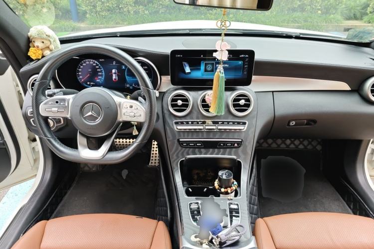 Used Mercedes-Benz C-Class 2020 C 200 Coupe Center Console