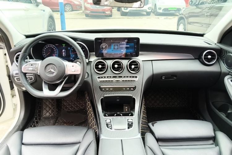 Used Mercedes-Benz C-Class 2020 C 260 L Sport Edition Center Console