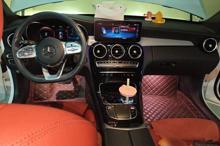 Used Mercedes-Benz C-Class 2020 C 260 Sport Edition Center Console