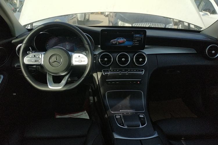 Used Mercedes-Benz C-Class 2020 C 260 L Sport Edition Center Console