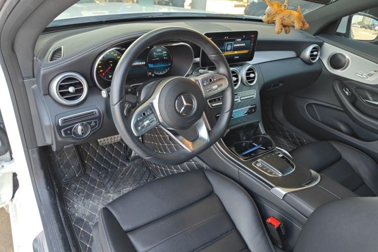 Used Mercedes-Benz C-Class 2020 C 260 Coupe Center Console