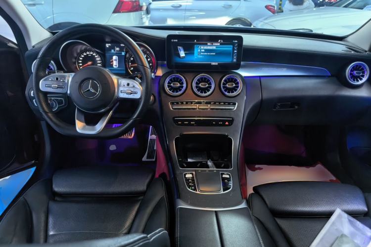 Used Mercedes-Benz C-Class 2020 C 200 L Dynamic Sport Edition Center Console