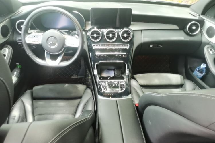 Used Mercedes-Benz C-Class 2020 C 260 Sport Edition Center Console