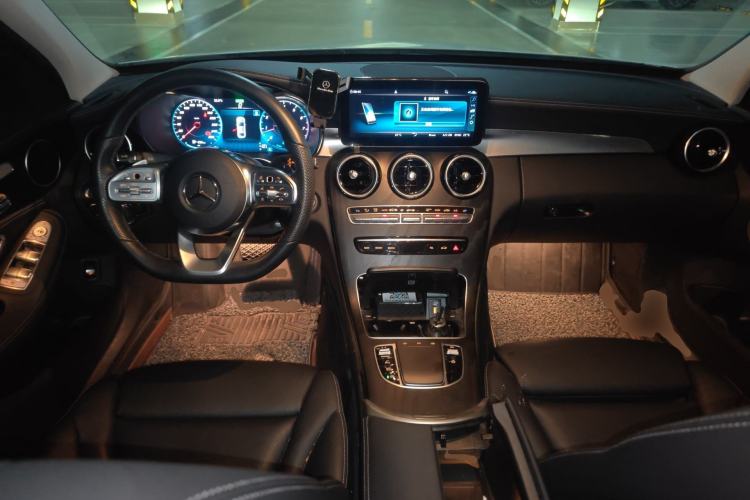 Used Mercedes-Benz C-Class 2020 Restyled C 260 L Sport Edition Center Console