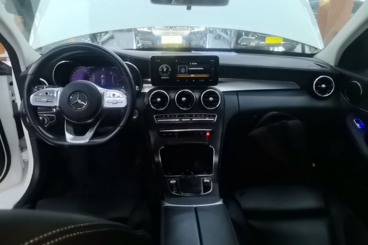 Used Mercedes-Benz C-Class 2020 Restyled C 200 L Fashion Edition Sport Version Center Console
