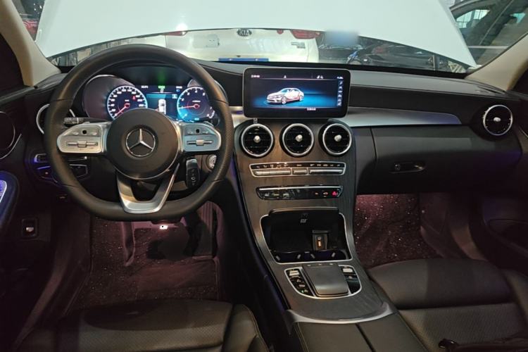 Used Mercedes-Benz C-Class 2020 Restyled C 260 L Sport Edition Center Console