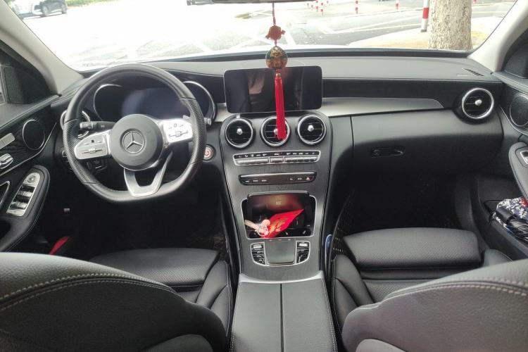 Used Mercedes-Benz C-Class 2020 C 260 L Sport Edition Center Console