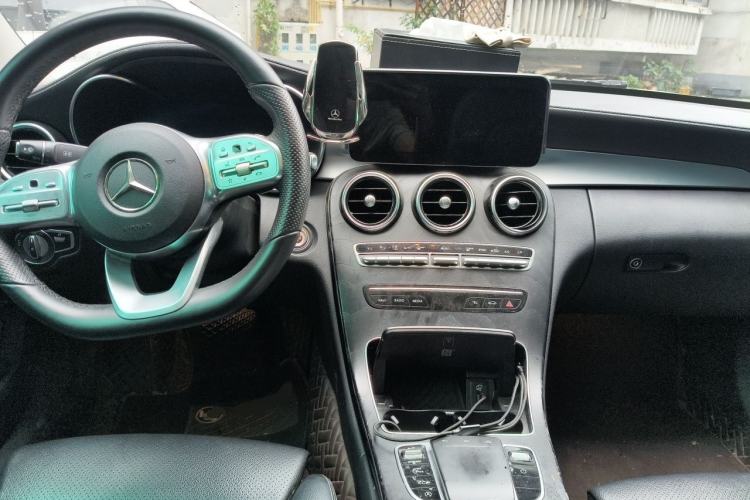 Used Mercedes-Benz C-Class 2020 Restyled C 260 L Sport Edition Center Console