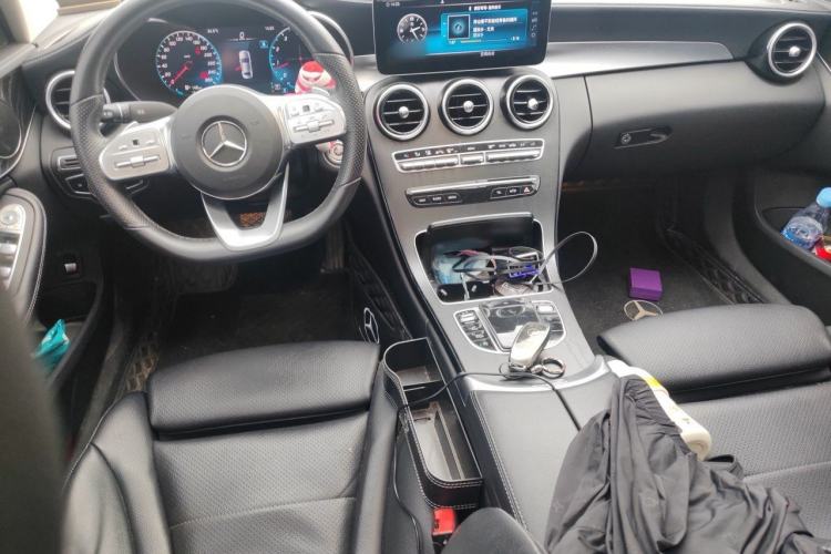 Used Mercedes-Benz C-Class 2020 Restyled C 200 L Fashion Edition Sport Version Center Console