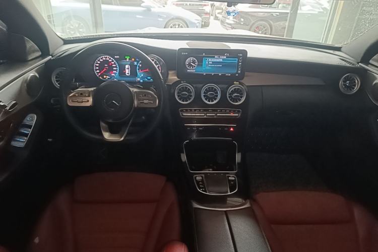 Used Mercedes-Benz C-Class 2020 Restyled C 260 Sport Edition Center Console
