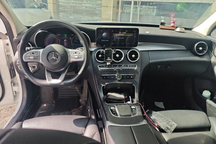 Used Mercedes-Benz C-Class 2020 C 260 L Sport Edition Center Console
