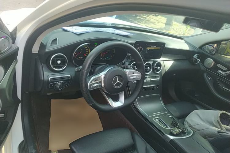 Used Mercedes-Benz C-Class 2020 Restyled C 260 L Sport Edition Center Console