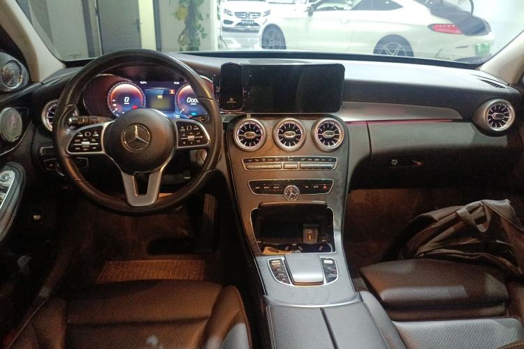 Used Mercedes-Benz C-Class 2020 C 260 Estate Center Console