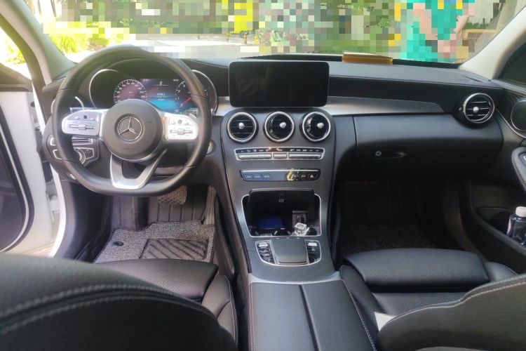 Used Mercedes-Benz C-Class 2020 C 260 L Sport Edition Center Console