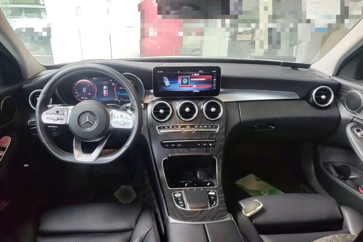 Used Mercedes-Benz C-Class 2020 Restyled C 200 L Fashion Edition Sport Version Center Console