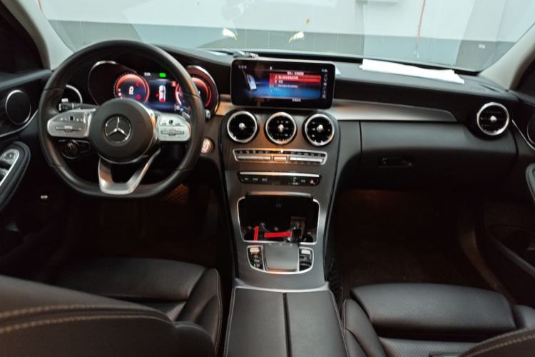 Used Mercedes-Benz C-Class 2020 C 260 L Sport Edition Center Console