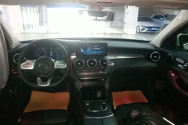 Used Mercedes-Benz C-Class 2020 C 260 L Sport Edition Center Console